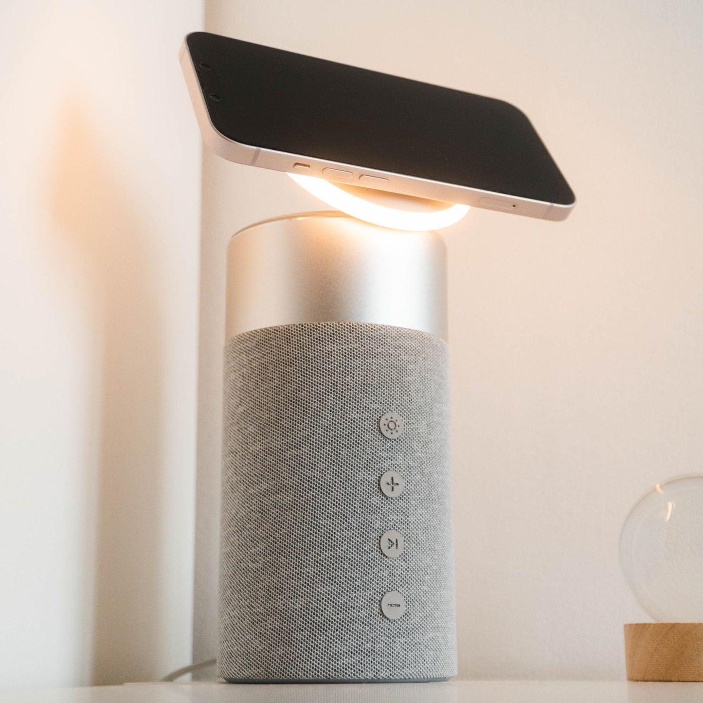 2 in 1 Magnetic Charger & Speaker - MoodPeach