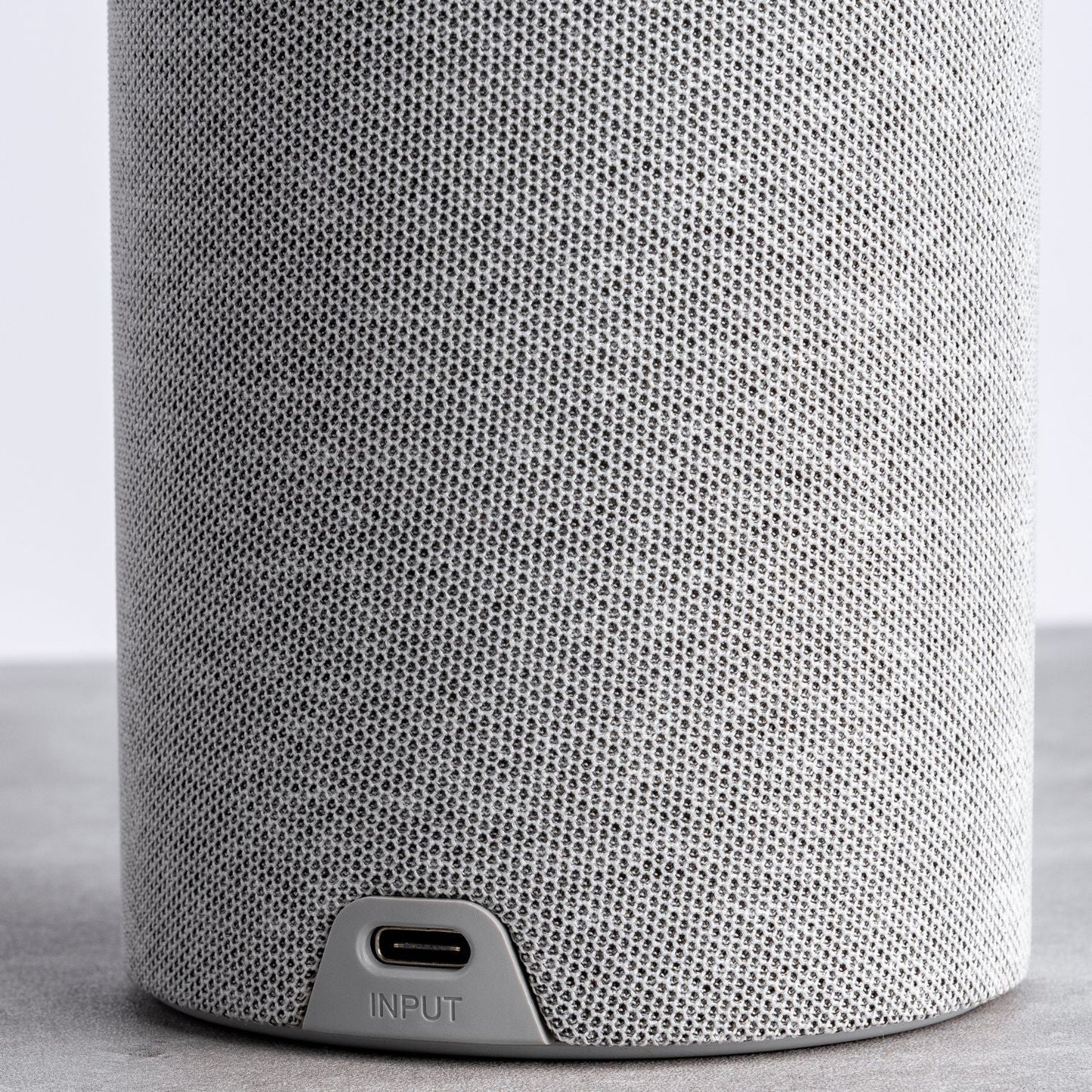 2 in 1 Magnetic Charger & Speaker - MoodPeach