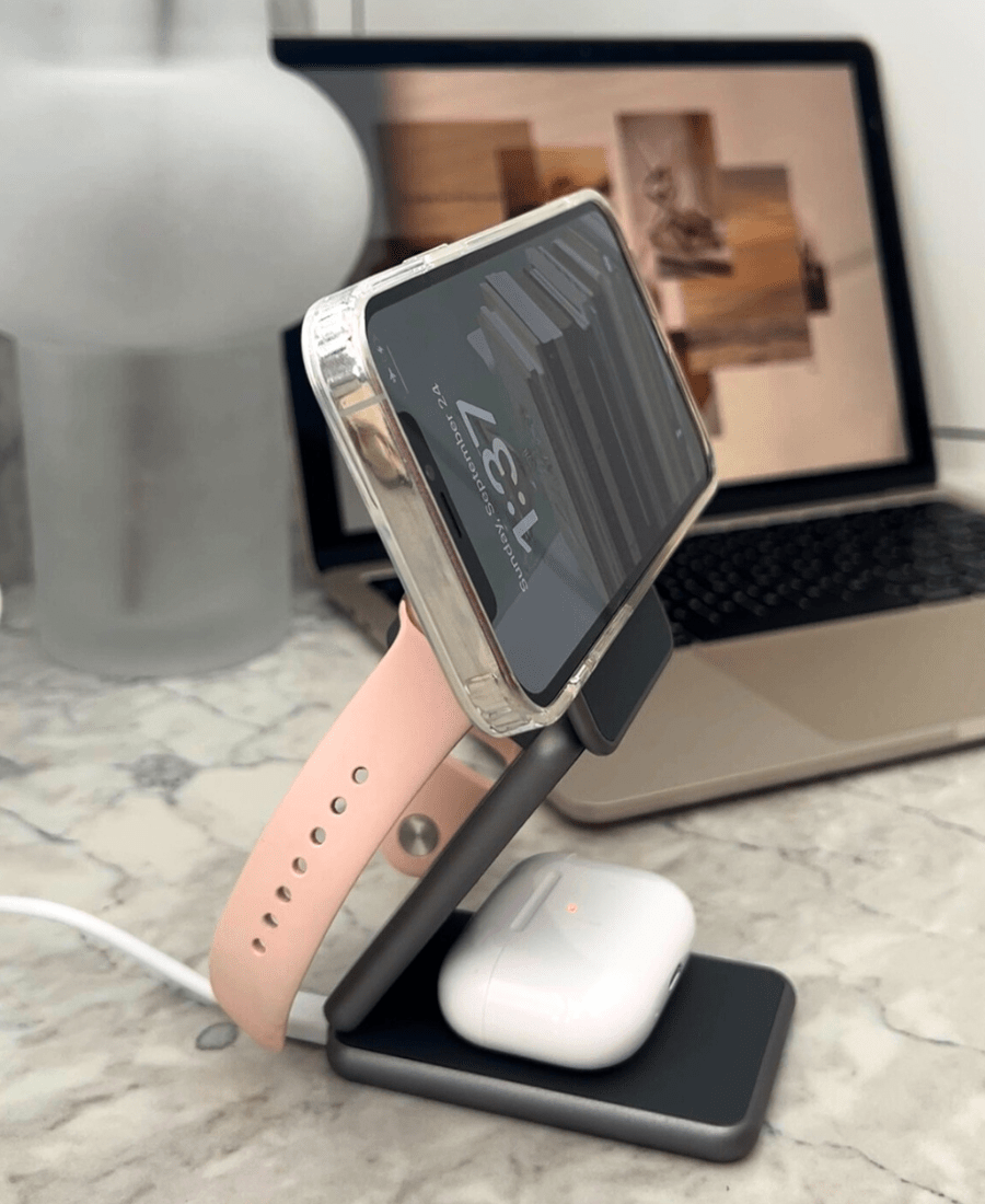 3 - in - 1 Foldable Magnetic Wireless Charging Station - MoodPeach