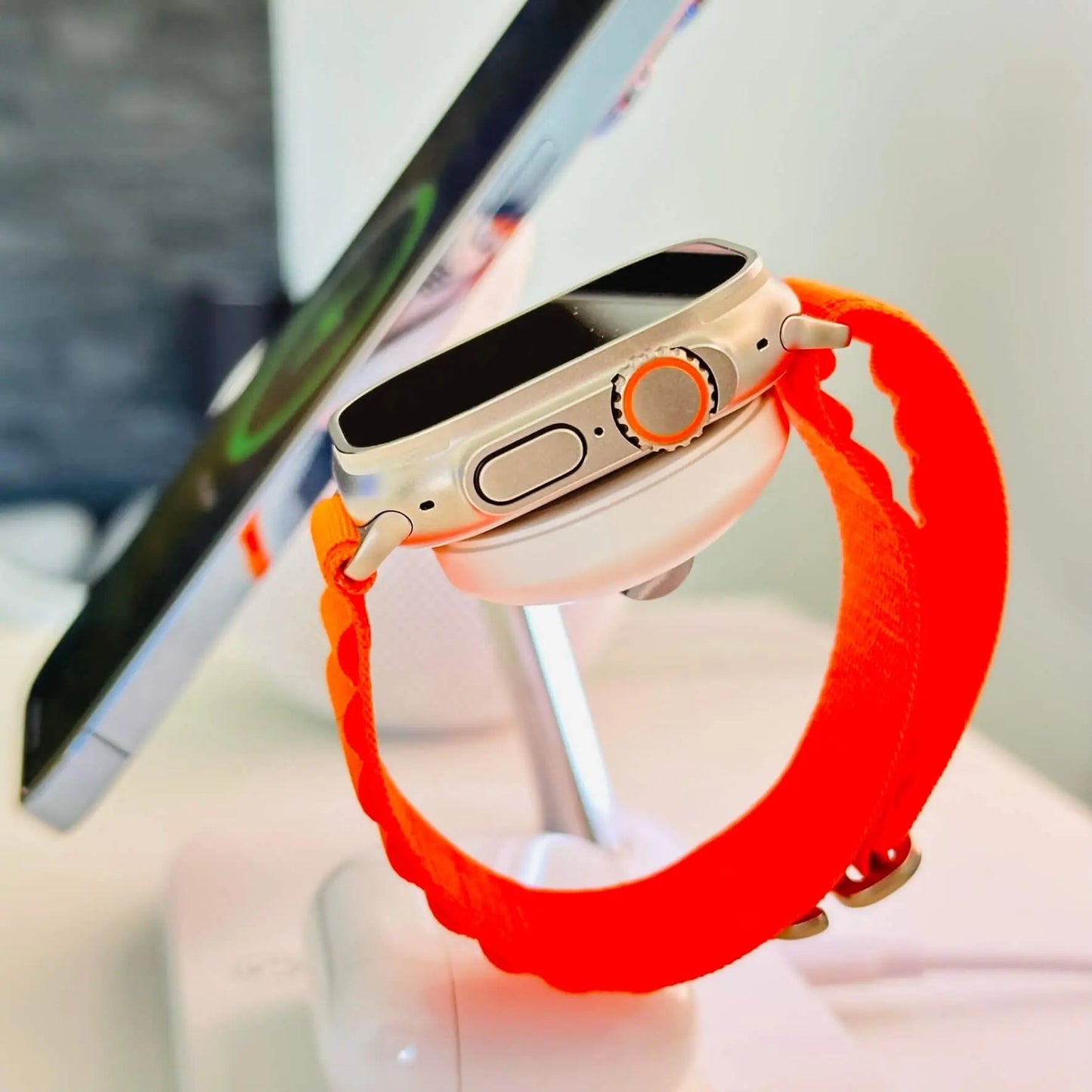 3 in 1 Magnetic Charger for Apple - MoodPeach