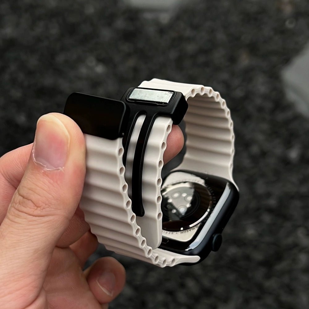 Magnetic Silicone Band for Apple Watch - MoodPeach