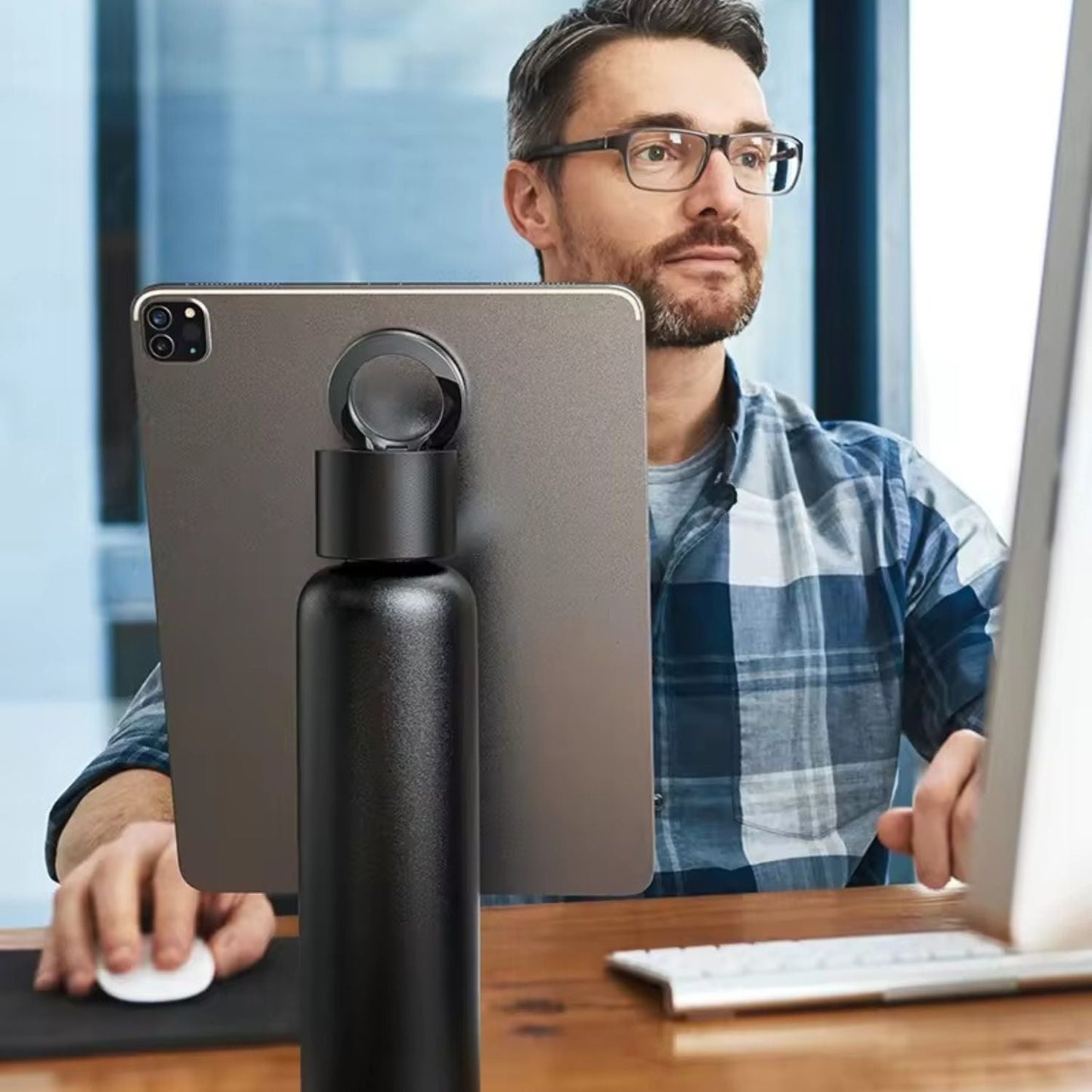 Magnetic Water Bottle & Phone Holder - MoodPeach
