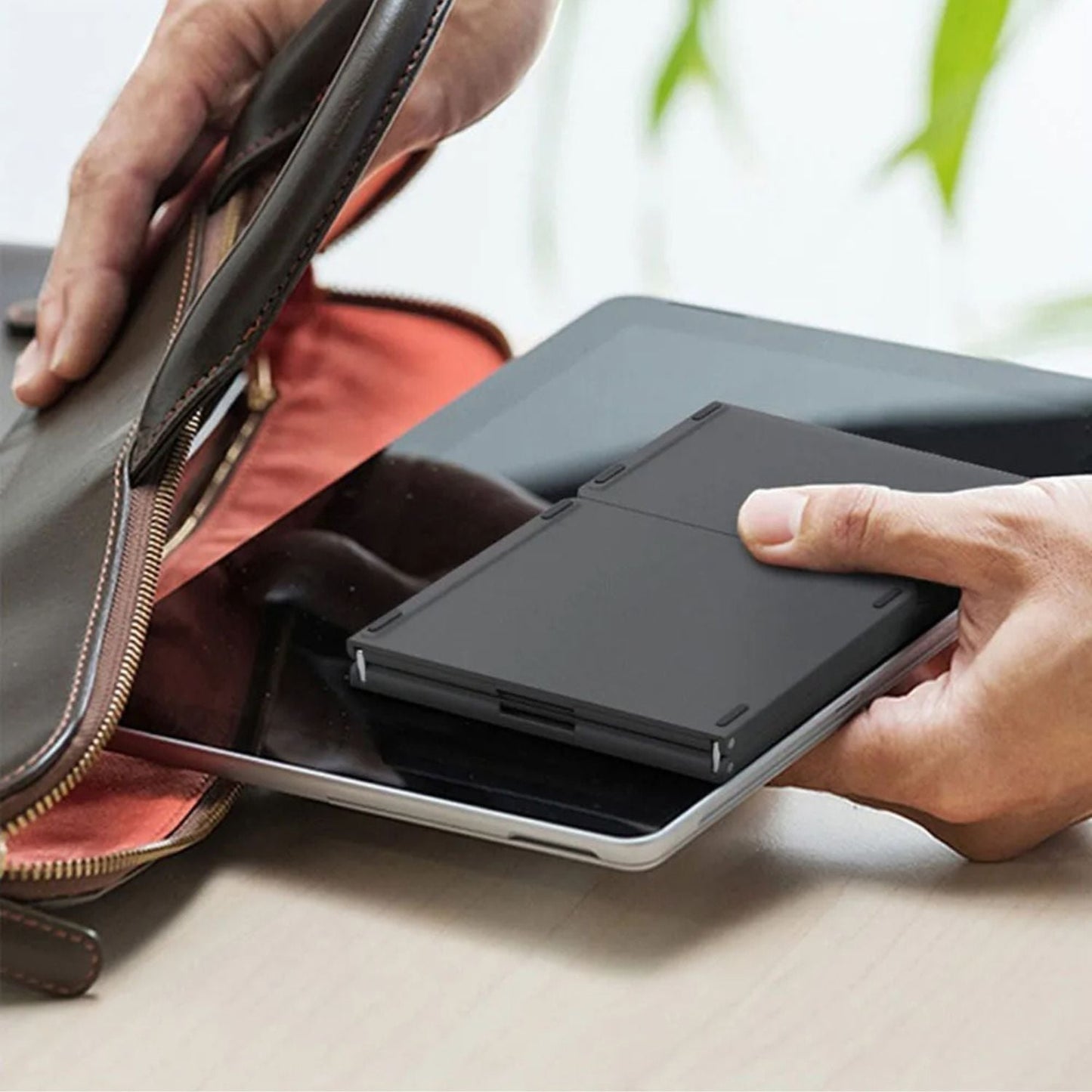 Mini Folding Keyboard - MoodPeach