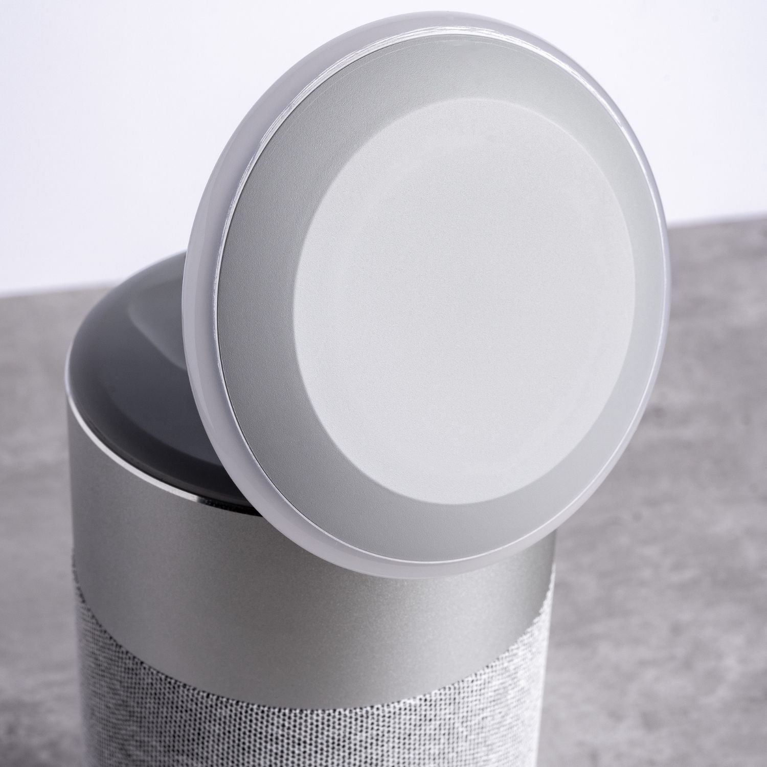 2 in 1 Magnetic Charger & Speaker - MoodPeach