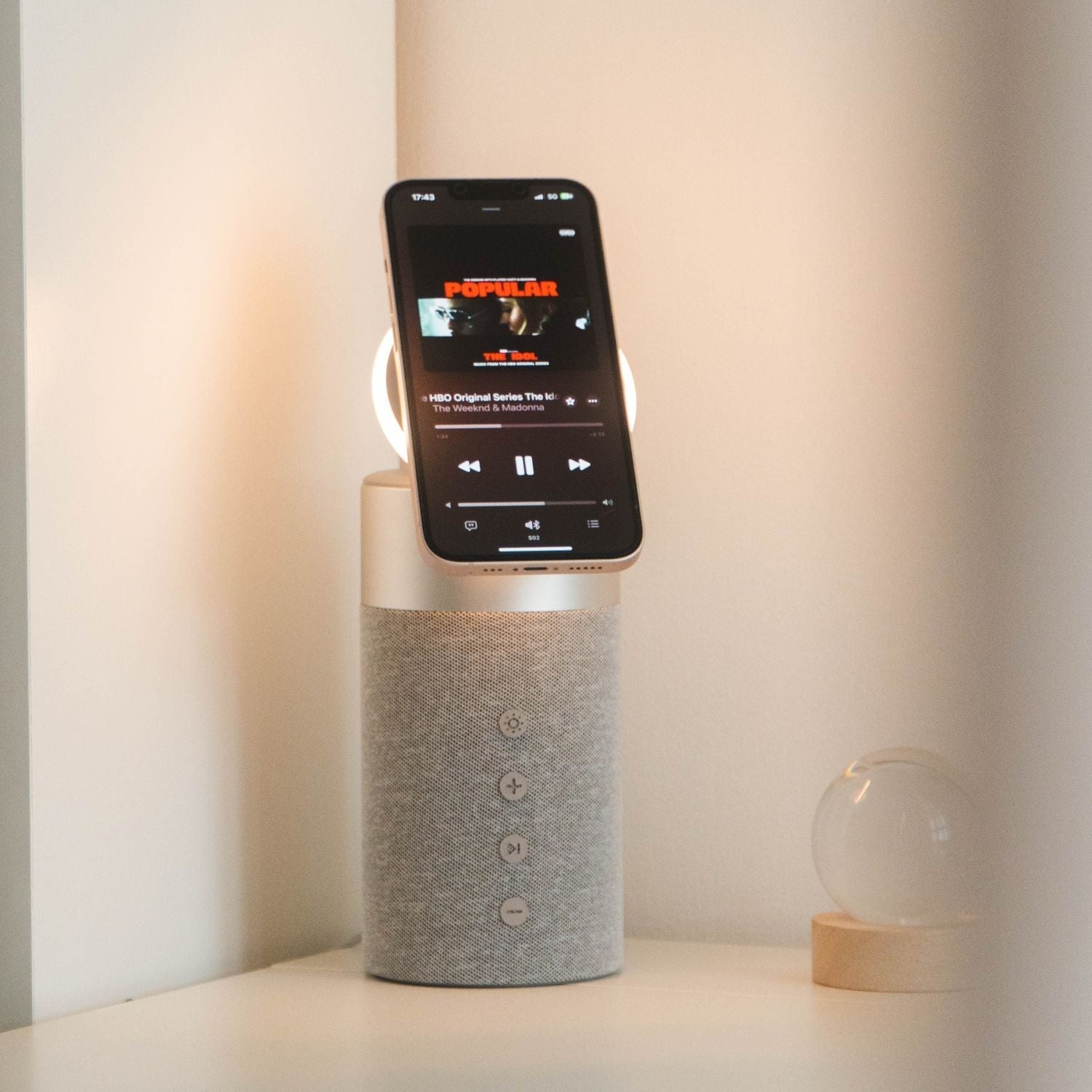 2 in 1 Magnetic Charger & Speaker - MoodPeach