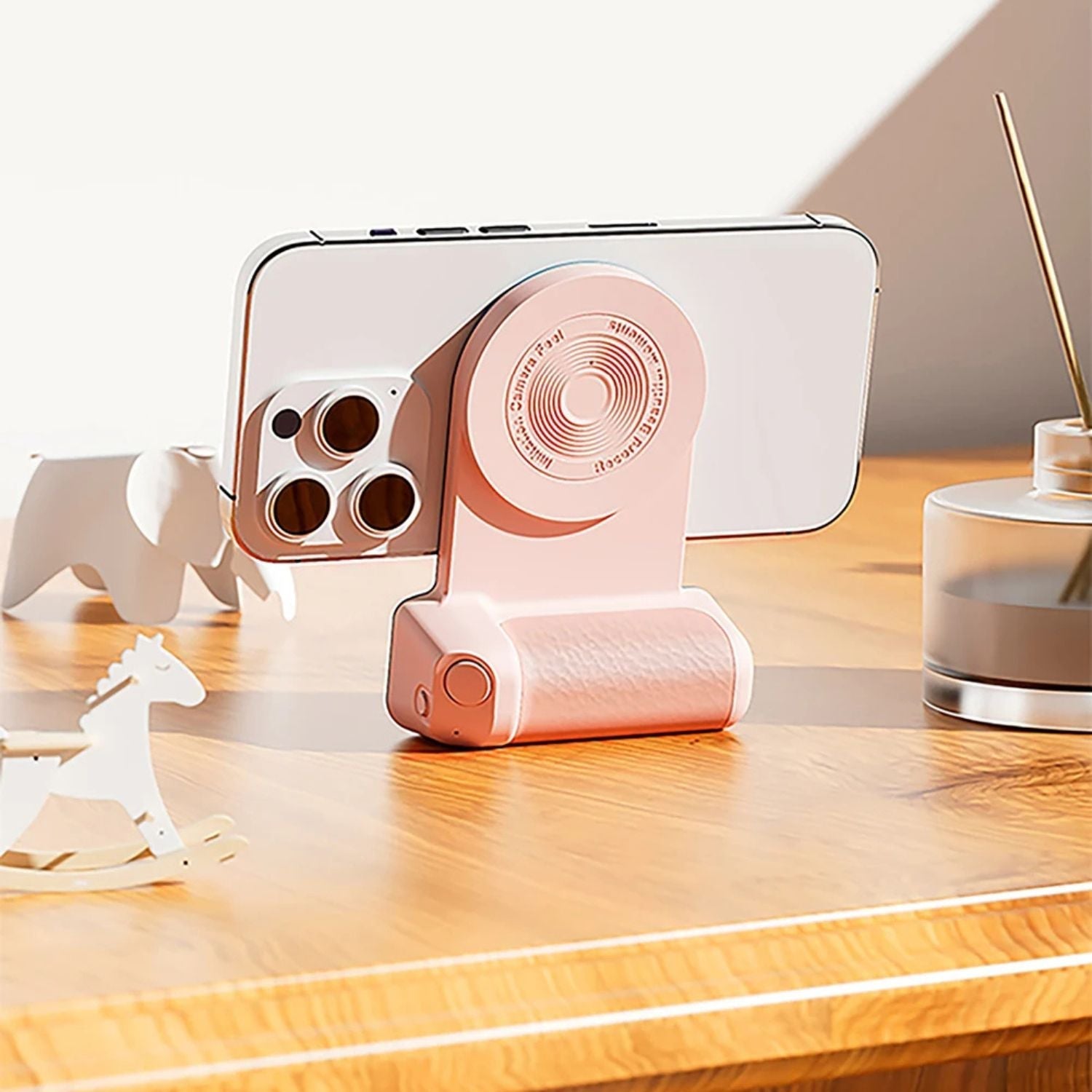 Magnetic Holder with Camera Snap & PowerBank - MoodPeach